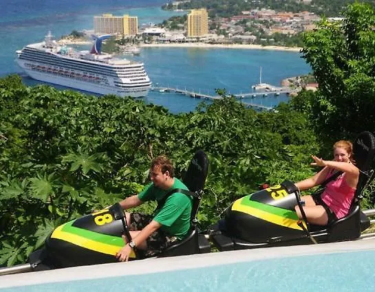 Coolshade Villa Mahoe II Ocho Rios